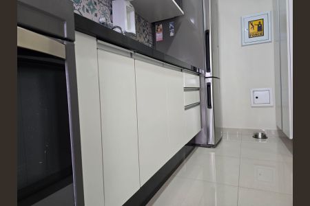 Apartamento à venda com 62m², 2 quartos e 1 vaga Apartamento à venda com 62m², 2 quartos e 1 vagaCozinha e Área de Serviço