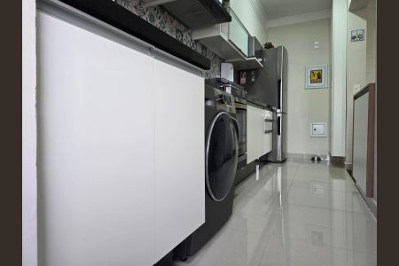 Apartamento à venda com 62m², 2 quartos e 1 vaga Apartamento à venda com 62m², 2 quartos e 1 vagaCozinha e Área de Serviço