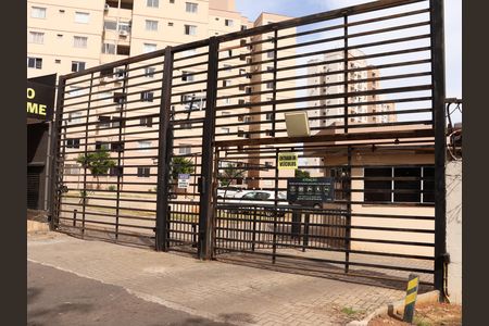 Apartamento à venda com 70m², 3 quartos e 1 vagaFachada e portaria