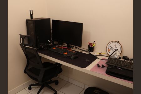 Apartamento à venda com 70m², 3 quartos e 1 vagaQuarto 2