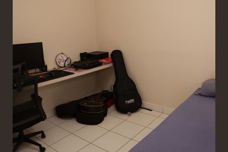 Apartamento à venda com 70m², 3 quartos e 1 vagaQuarto 2