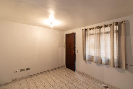 Sala de apartamento para alugar com 2 quartos, 48m² em Conjunto Habitacional Fazenda do Carmo, São Paulo
