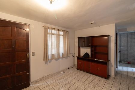 Sala de apartamento para alugar com 2 quartos, 48m² em Conjunto Habitacional Fazenda do Carmo, São Paulo
