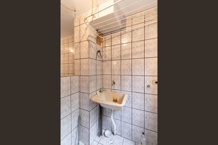 Apartamento para alugar com 48m², 2 quartos e 1 vaga Apartamento para alugar com 48m², 2 quartos e 1 vagaCozinha e Área de Serviço