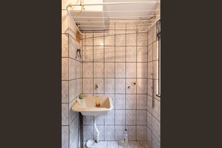 Apartamento para alugar com 48m², 2 quartos e 1 vaga Apartamento para alugar com 48m², 2 quartos e 1 vagaCozinha e Área de Serviço