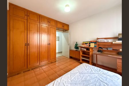 Casa à venda com 170m², 2 quartos e 4 vagasQuarto 1