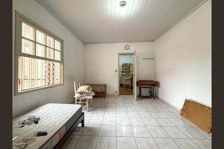 Casa à venda com 170m², 2 quartos e 4 vagasQuarto de Serviço