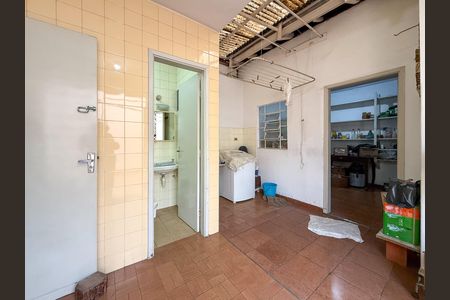 Casa à venda com 170m², 2 quartos e 4 vagasÁrea de Serviço
