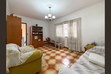 Casa à venda com 170m², 2 quartos e 4 vagasSala