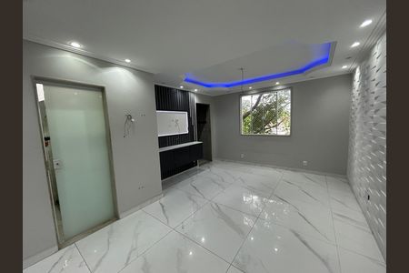 Sala de casa para alugar com 4 quartos, 173m² em Quintino Bocaiúva, Rio de Janeiro