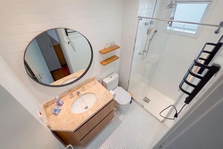 Apartamento à venda com 199m², 3 quartos e 3 vagas Apartamento à venda com 199m², 3 quartos e 3 vagasBanheiro da Suíte 2
