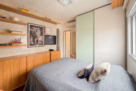 Apartamento à venda com 199m², 3 quartos e 3 vagas Apartamento à venda com 199m², 3 quartos e 3 vagasSuíte 2