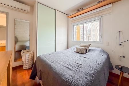 Apartamento à venda com 199m², 3 quartos e 3 vagas Apartamento à venda com 199m², 3 quartos e 3 vagasSuíte 2