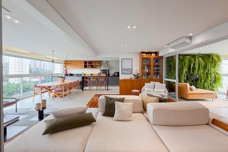Apartamento à venda com 199m², 3 quartos e 3 vagas Apartamento à venda com 199m², 3 quartos e 3 vagasSala