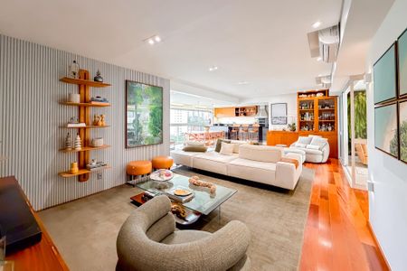 Apartamento à venda com 199m², 3 quartos e 3 vagas Apartamento à venda com 199m², 3 quartos e 3 vagasSala