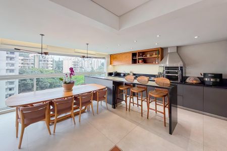 Apartamento à venda com 199m², 3 quartos e 3 vagas Apartamento à venda com 199m², 3 quartos e 3 vagasVaranda Gourmet
