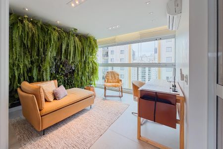 Apartamento à venda com 199m², 3 quartos e 3 vagas Apartamento à venda com 199m², 3 quartos e 3 vagasEscritório