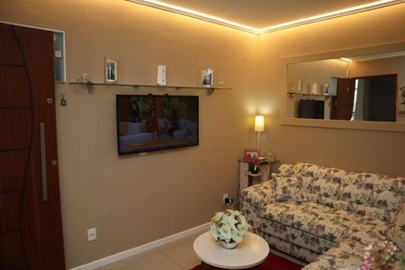 Sala de apartamento para alugar com 1 quarto, 39m² em Recreio dos Bandeirantes, Rio de Janeiro