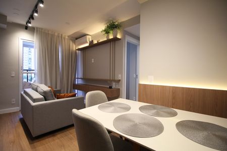 Sala/Cozinha de apartamento para alugar com 2 quartos, 44m² em Cidade Jardim, São Paulo