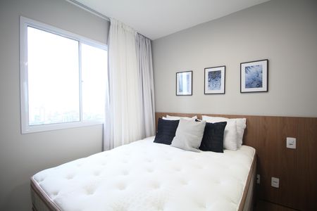 Quarto 1 de apartamento para alugar com 2 quartos, 44m² em Cidade Jardim, São Paulo
