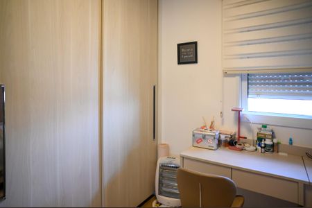 Apartamento à venda com 143m², 3 quartos e 3 vagas Apartamento à venda com 143m², 3 quartos e 3 vagasQuarto 1 - Suite