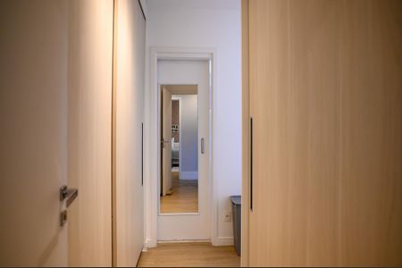 Apartamento à venda com 143m², 3 quartos e 3 vagas Apartamento à venda com 143m², 3 quartos e 3 vagasQuarto 2 - Suite