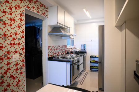 Apartamento à venda com 143m², 3 quartos e 3 vagas Apartamento à venda com 143m², 3 quartos e 3 vagasCozinha