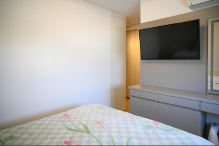 Apartamento à venda com 143m², 3 quartos e 3 vagas Apartamento à venda com 143m², 3 quartos e 3 vagasQuarto 2 - Suite