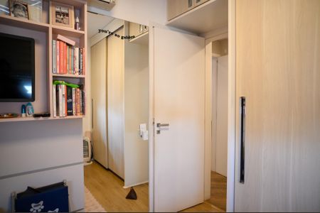 Apartamento à venda com 143m², 3 quartos e 3 vagas Apartamento à venda com 143m², 3 quartos e 3 vagasQuarto 1 - Suite