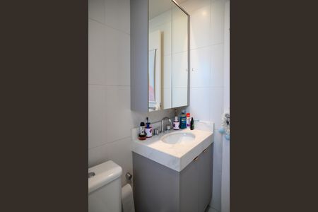 Apartamento à venda com 143m², 3 quartos e 3 vagas Apartamento à venda com 143m², 3 quartos e 3 vagasBanheiro Quarto 3 - Suite