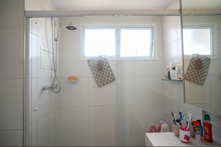 Apartamento à venda com 143m², 3 quartos e 3 vagas Apartamento à venda com 143m², 3 quartos e 3 vagasBanheiro Quarto 2 - Suite