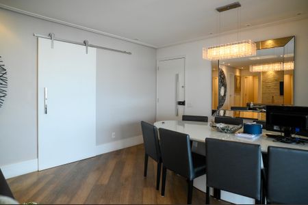 Sala de apartamento à venda com 3 quartos, 143m² em Vila Gumercindo, São Paulo