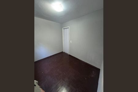 Quarto 2 de casa para alugar com 2 quartos, 100m² em Santo Antônio, Porto Alegre