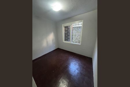 Quarto 2 de casa para alugar com 2 quartos, 100m² em Santo Antônio, Porto Alegre