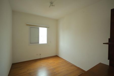 Apartamento à venda com 71m², 2 quartos e 2 vagasQuarto 2 