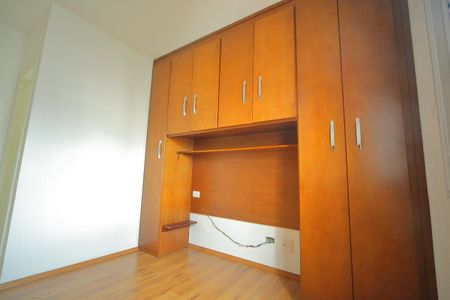 Apartamento à venda com 71m², 2 quartos e 2 vagasSuíte 