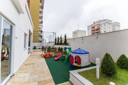 Apartamento à venda com 71m², 2 quartos e 2 vagas Apartamento à venda com 71m², 2 quartos e 2 vagasÁrea comum - Playground