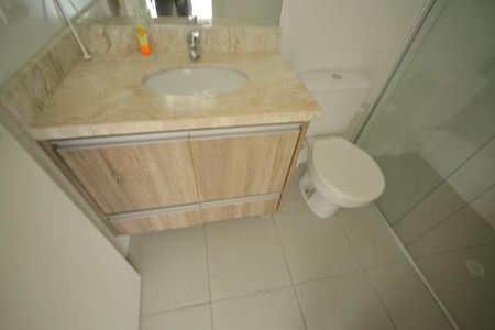 Apartamento à venda com 71m², 2 quartos e 2 vagasBanheiro Social 