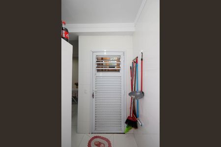 Casa à venda com 127m², 6 quartos e 2 vagas Casa à venda com 127m², 6 quartos e 2 vagasÁrea de Serviço