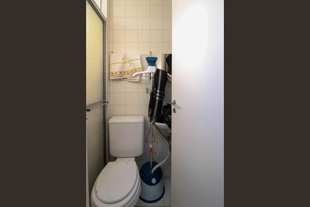 Apartamento à venda com 137m², 3 quartos e 3 vagas Apartamento à venda com 137m², 3 quartos e 3 vagasBanheiro de serviço