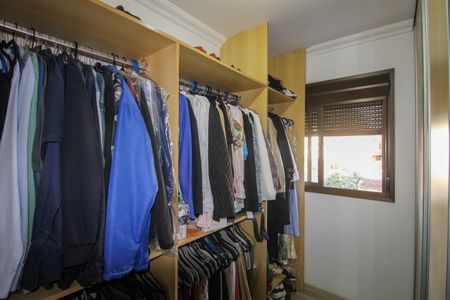 Apartamento à venda com 137m², 3 quartos e 3 vagas Apartamento à venda com 137m², 3 quartos e 3 vagasCloset Suíte 1