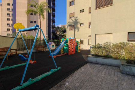 Apartamento à venda com 137m², 3 quartos e 3 vagas Apartamento à venda com 137m², 3 quartos e 3 vagasPlayground