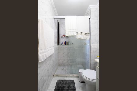 Apartamento à venda com 137m², 3 quartos e 3 vagas Apartamento à venda com 137m², 3 quartos e 3 vagasBanheiro Suíte 1