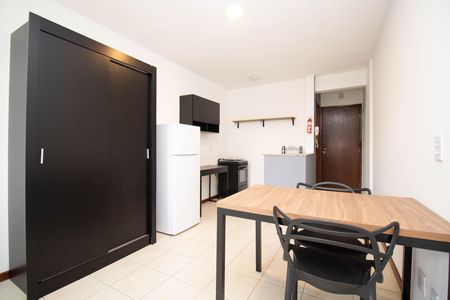 Studio à venda com 23m², 1 quarto e sem vaga Studio à venda com 23m², 1 quarto e sem vagaStudio