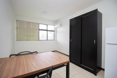 Kitnet de kitnet/studio para alugar com 1 quarto, 23m² em Ca 5, Brasília