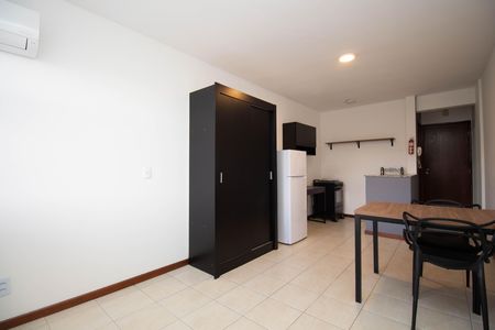 Kitnet de kitnet/studio para alugar com 1 quarto, 23m² em Ca 5, Brasília