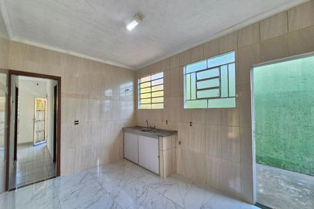 Casa para alugar com 168m², 3 quartos e 9 vagas Casa para alugar com 168m², 3 quartos e 9 vagasCozinha