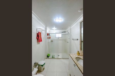Apartamento à venda com 243m², 4 quartos e 4 vagasBanheiro da Suíte 1