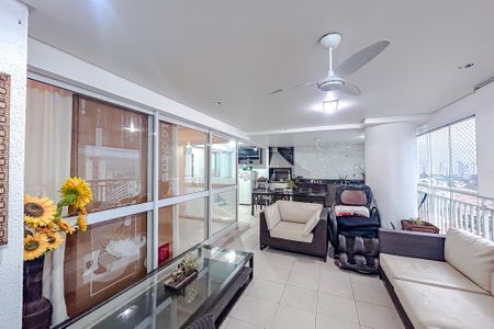 Apartamento à venda com 243m², 4 quartos e 4 vagasVaranda