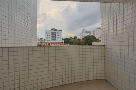 Apartamento à venda com 3 quartos, 73m² em Graça, Belo Horizonte
